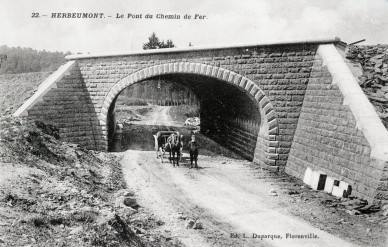 Herbeumont- pont+ attelage.jpg